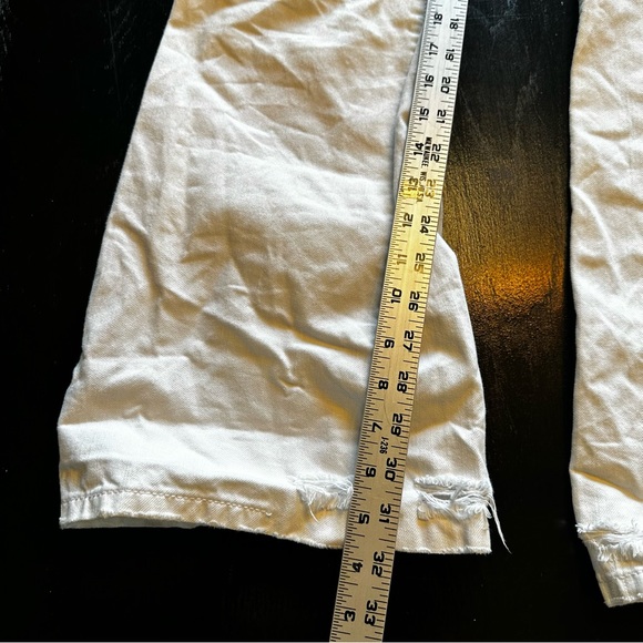 Vintage GAP Size 8 White Wide Leg Mom Jean Flared Jean Denim Street Destroyed - Picture 8 of 14